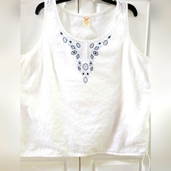 Plus size- Blouse - Picture 2 of 7